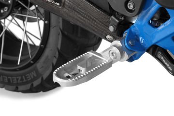 BMW R 1300 GS ve GS Adventure Wunderlich Vario Ayak Dayanağı Gümüş