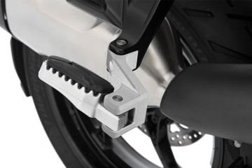 BMW R 1300 GS ve GS Adventure Wunderlich Yolcu Ayak Kiti Gümüş