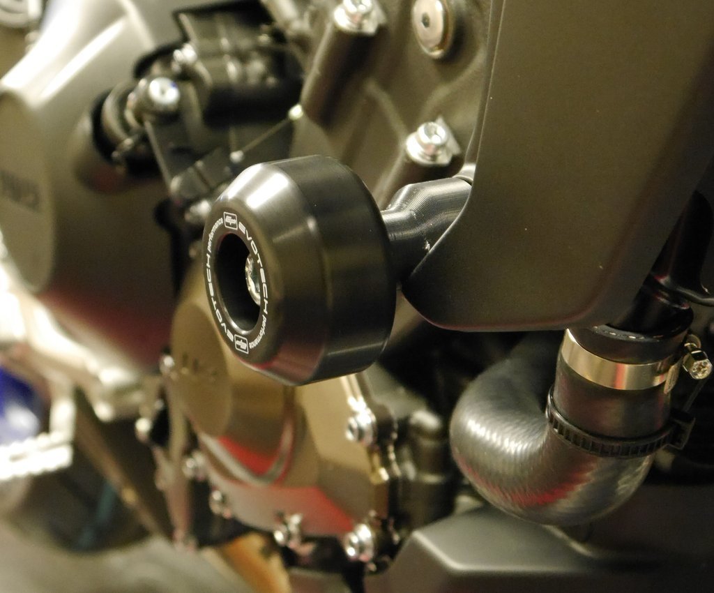 Yamaha MT-09 2017-2020 Evotech Koruma Takozu