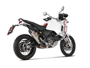 Ducati Desert X 2022-2024 Akrapovic Egzoz Slip-On Titanyum S-D9SO19-HJAT