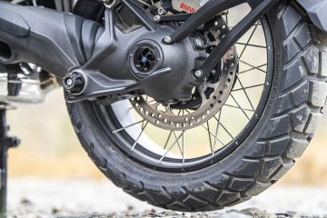BMW R 1300 GS ve GS Adventure Wunderlich Hub kapağı TORNADO - Siyah