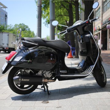 Vespa Akrapovic Slip On Siyah Egzoz