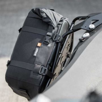 Kriega Os-18 Adventure Pack Yan Çanta