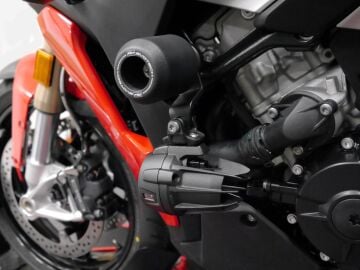 BMW S 1000 XR 2024+ Evotech Koruma Takozu ve Far Montaj Kiti
