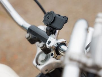 Quad Lock Pro Motosiklet Telefon Tutucu Krom Gidona Bağlantı