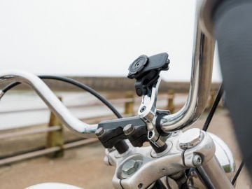 Quad Lock Pro Motosiklet Telefon Tutucu Krom Gidona Bağlantı